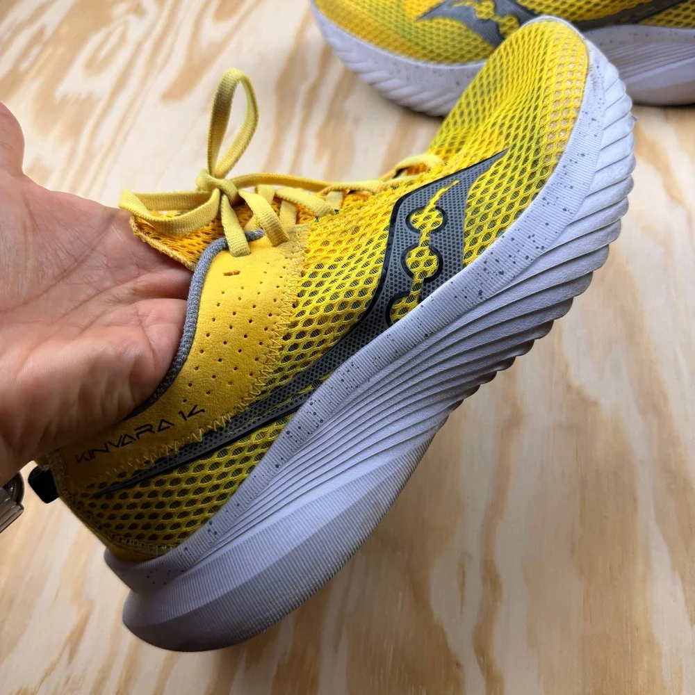Saucony Kinvara 14 Mens Running Shoes Yellow Gray S20823-123 Size 9